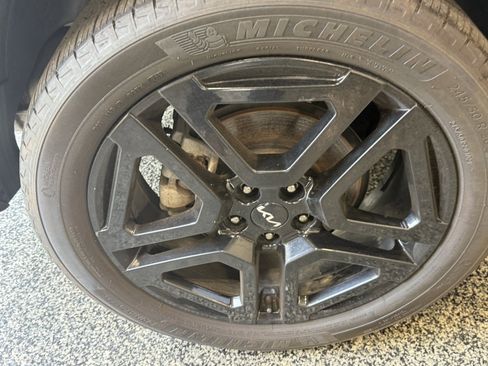 Used 2024 Kia Telluride EX X-Line AWD/4WD image 28