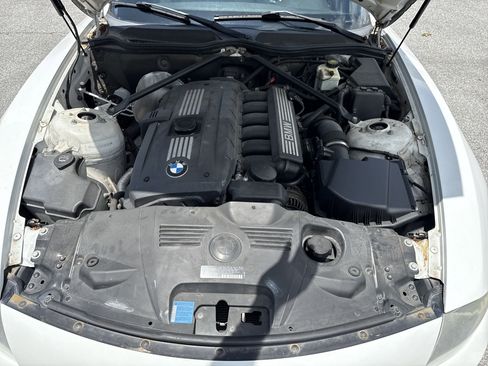 Used 2007 BMW Z4 3.0i image 24