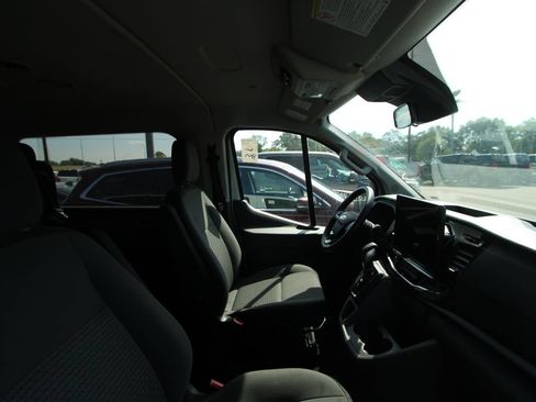 Used 2025 Ford Transit 350 XLT RWD image 17