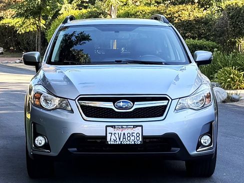 Used 2016 Subaru Crosstrek 2.0i Limited AWD/4WD image 9