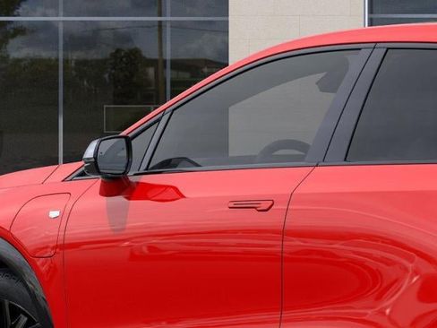 New 2025 Cadillac Optiq Sport 1 w/ LPO, ONYX Package image 12