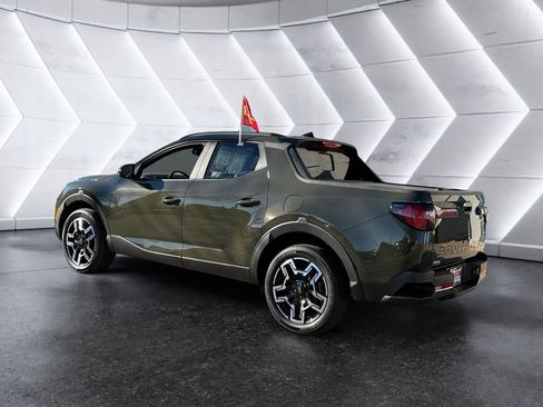 Used 2025 Hyundai Santa Cruz Limited image 8