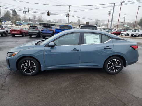 New 2025 Nissan Sentra SV w/ All-Weather Package image 5