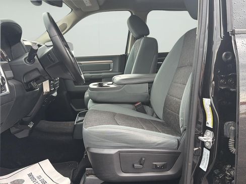 Used 2017 RAM 1500 Big Horn AWD/4WD image 11