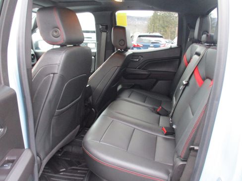 Certified 2025 Chevrolet Colorado Z71 w/ Z71 Convenience Package 2 image 12