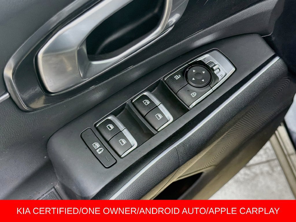 Certified 2023 Kia Sorento LX AWD/4WD image 17