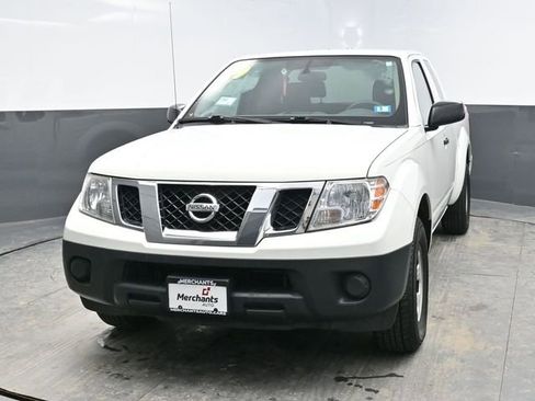 Used 2019 Nissan Frontier S image 2