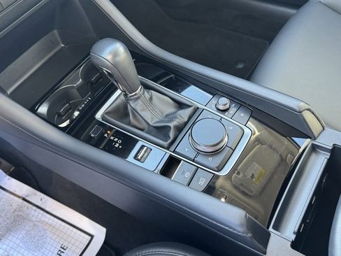 Used 2024 MAZDA MAZDA3 s image 17