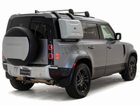 Used 2020 Land Rover Defender 110 S image 31