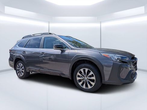 Certified 2023 Subaru Outback Limited AWD/4WD image 1