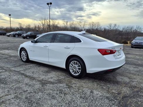 Used 2018 Chevrolet Malibu LS image 28