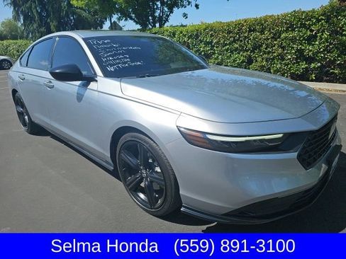 Used 2024 Honda Accord Sport image 2