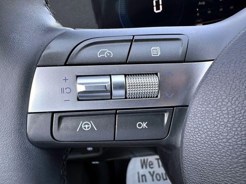 Used 2024 Hyundai Kona SEL AWD/4WD image 17
