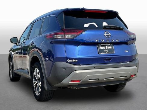 Used 2023 Nissan Rogue SV w/ SV Premium B Package FWD image 5