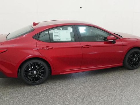 New 2026 Toyota Camry SE FWD image 10