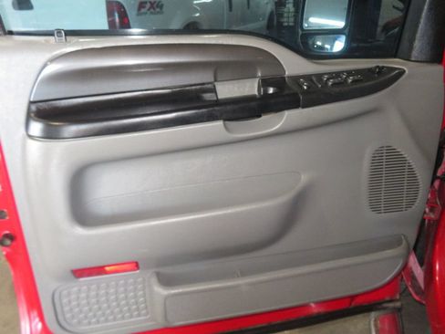 Used 2004 Ford F250 4x4 Crew Cab Super Duty image 18
