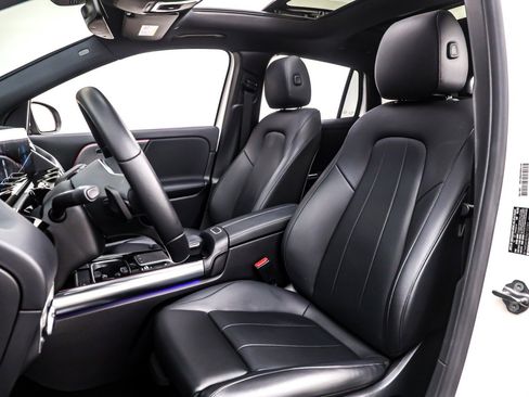 Certified 2021 Mercedes-Benz GLA 250 4MATIC image 18