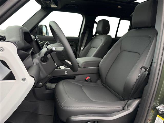 New 2026 Land Rover Defender 110 X-Dynamic SE AWD/4WD image 10