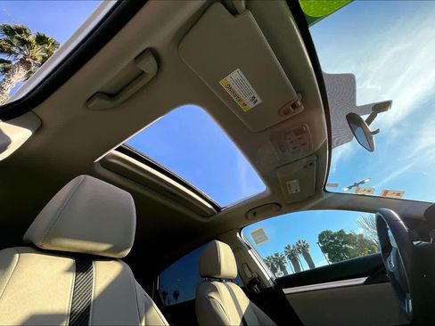 Used 2018 Honda Civic EX image 13