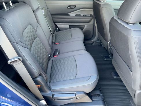 New 2026 Nissan Pathfinder SV image 28