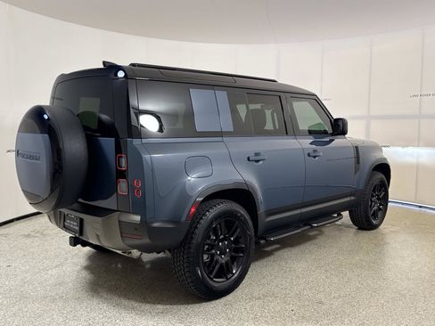 Used 2026 Land Rover Defender 110 S AWD/4WD image 5