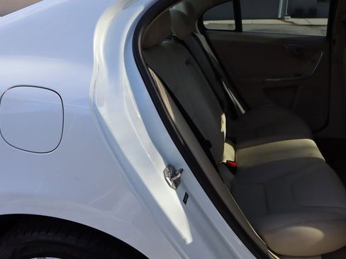 Used 2015 Volvo S60 T5 Premier image 21