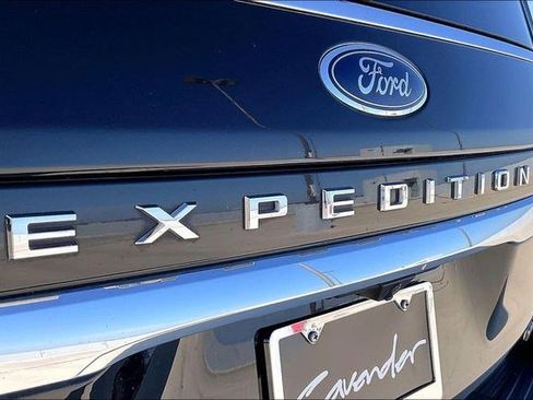 Used 2024 Ford Expedition Max Limited image 8