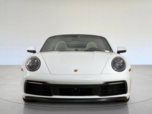 Certified 2020 Porsche 911 Carrera S RWD image 11