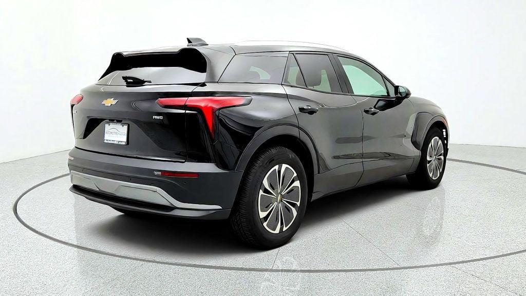 Used 2024 Chevrolet Blazer EV LT AWD/4WD image 5