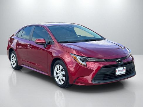 Used 2024 Toyota Corolla LE FWD image 3