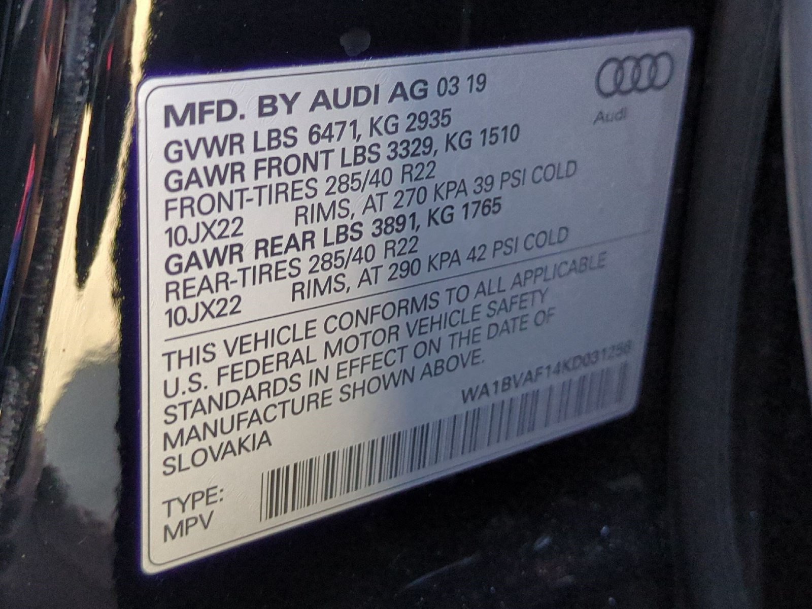 Used 2019 Audi Q8 Premium Plus w/ Premium Plus AWD/4WD image 17