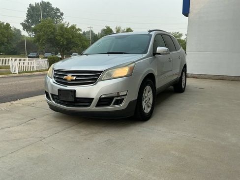 Used 2014 Chevrolet Traverse LT FWD image 5