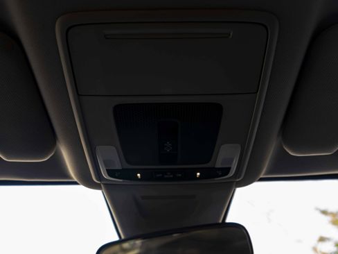 Used 2023 Honda CR-V EX image 32