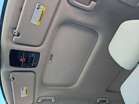 Used 2024 Hyundai Santa Fe Limited image 32