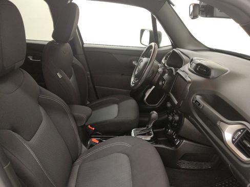 Used 2021 Jeep Renegade Latitude AWD/4WD image 21