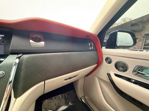 Used 2020 Rolls-Royce Cullinan AWD/4WD image 61