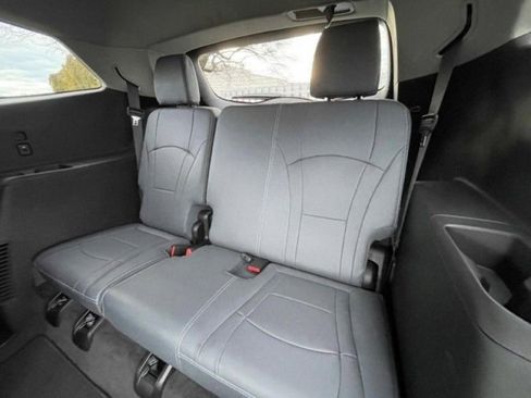 Used 2020 Buick Enclave Premium w/ Surround and Sites Package image 18