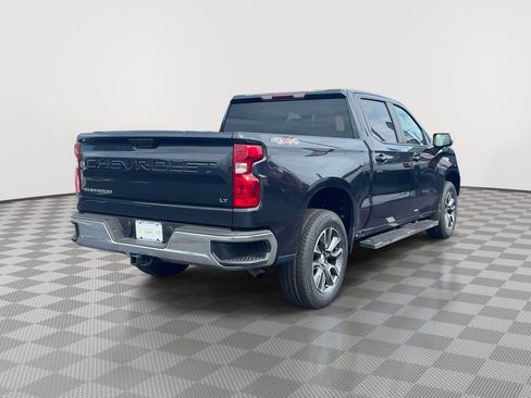 Used 2023 Chevrolet Silverado 1500 LT AWD/4WD image 5