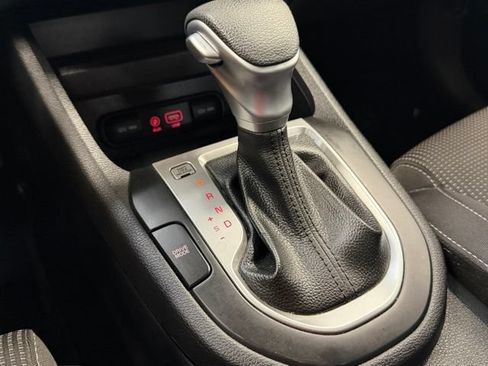 Used 2020 Kia Forte LXS FWD image 22