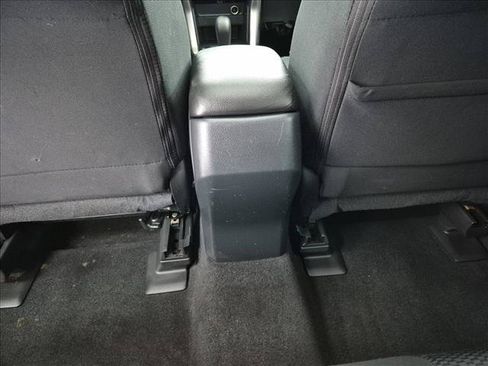 Used 2017 Subaru Forester 2.5i Premium AWD/4WD image 19