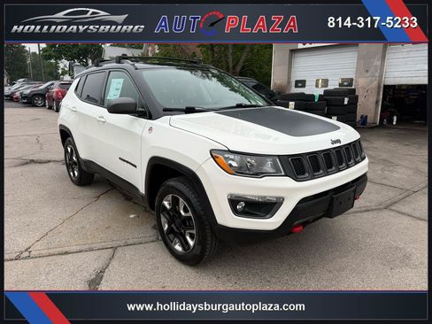 Used 2018 Jeep Compass Trailhawk AWD/4WD image 1
