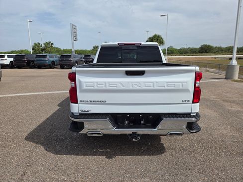 Used 2025 Chevrolet Silverado 1500 LTZ w/ Z71 Off-Road Package AWD/4WD image 9
