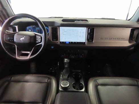 Used 2025 Ford Bronco Outer Banks AWD/4WD image 14