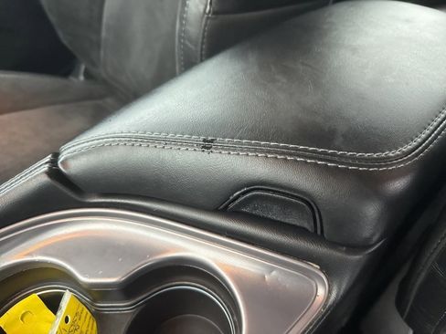 Used 2023 Dodge Challenger GT w/ Plus Package image 28