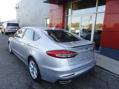 Used 2019 Ford Fusion Titanium image 6
