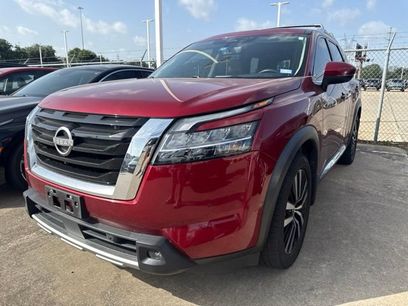 Used 2023 Nissan Pathfinder Platinum