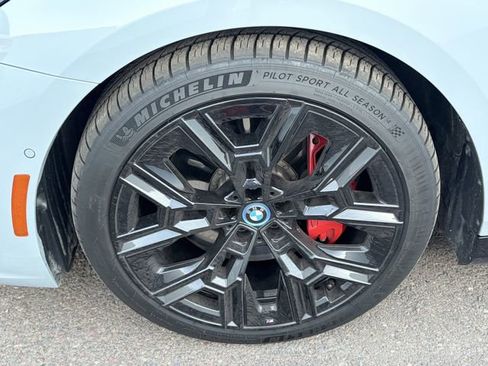 Used 2024 BMW i5 M60 w/ Premium Package image 2