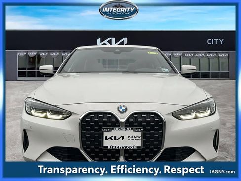 Used 2023 BMW 430i xDrive Coupe w/ Premium Package image 2