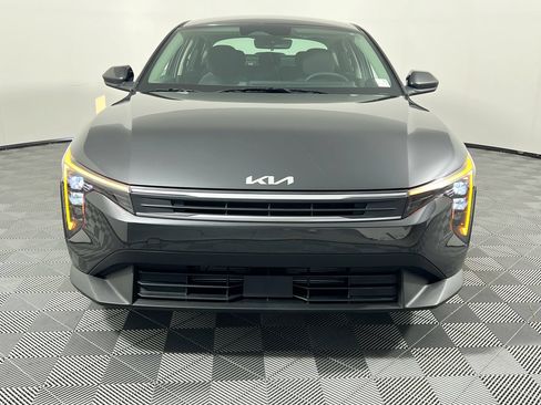 New 2026 Kia K4 FWD image 10