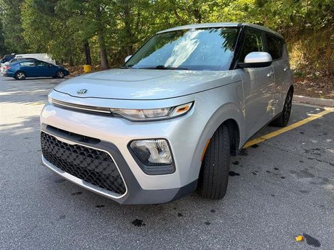 Used 2020 Kia Soul LX FWD image 3